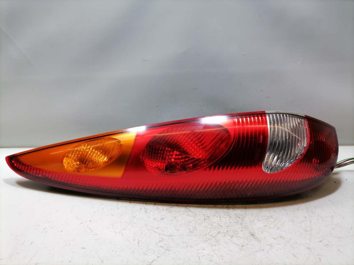 Nissan Almera Tino original R&uuml;cklicht R&uuml;ckleuchte Schlussleuchte links Bj.2003